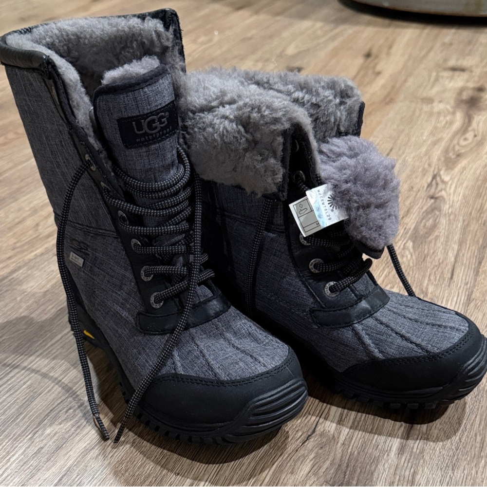 UGG Women's Charcoal/Black Winter waterproof Boots